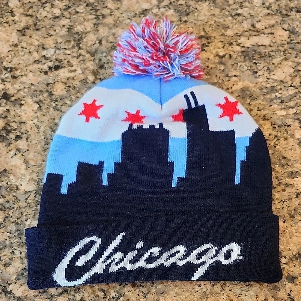 Chicago Skyline Beanie - Blue and Red‎